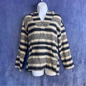 Forever 21 Blk, Cream, Beige, Taupe Aztec Pattern Hoodie/Sweatshirt size small